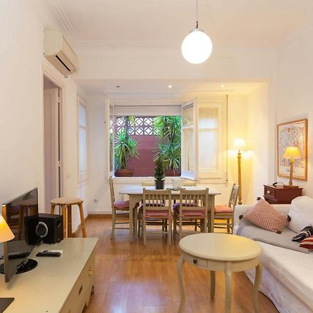 Fantastic Apartment Near Placa Francesc Macia In L'Eixample Esquerra Barcelona Exterior foto